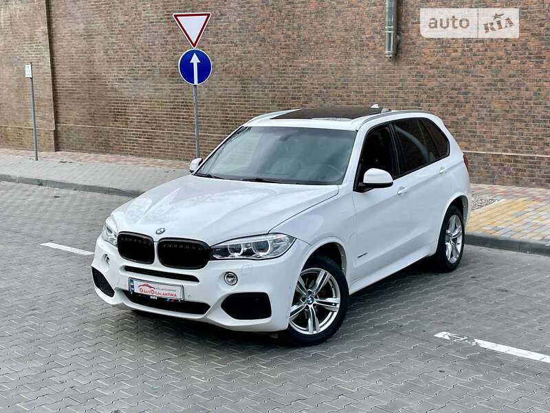 Позашляховик / Кросовер BMW X5 2014 в 