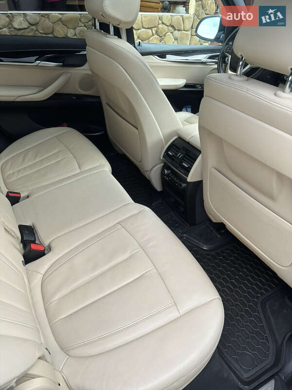 Позашляховик / Кросовер BMW X5 2016 в Сколе