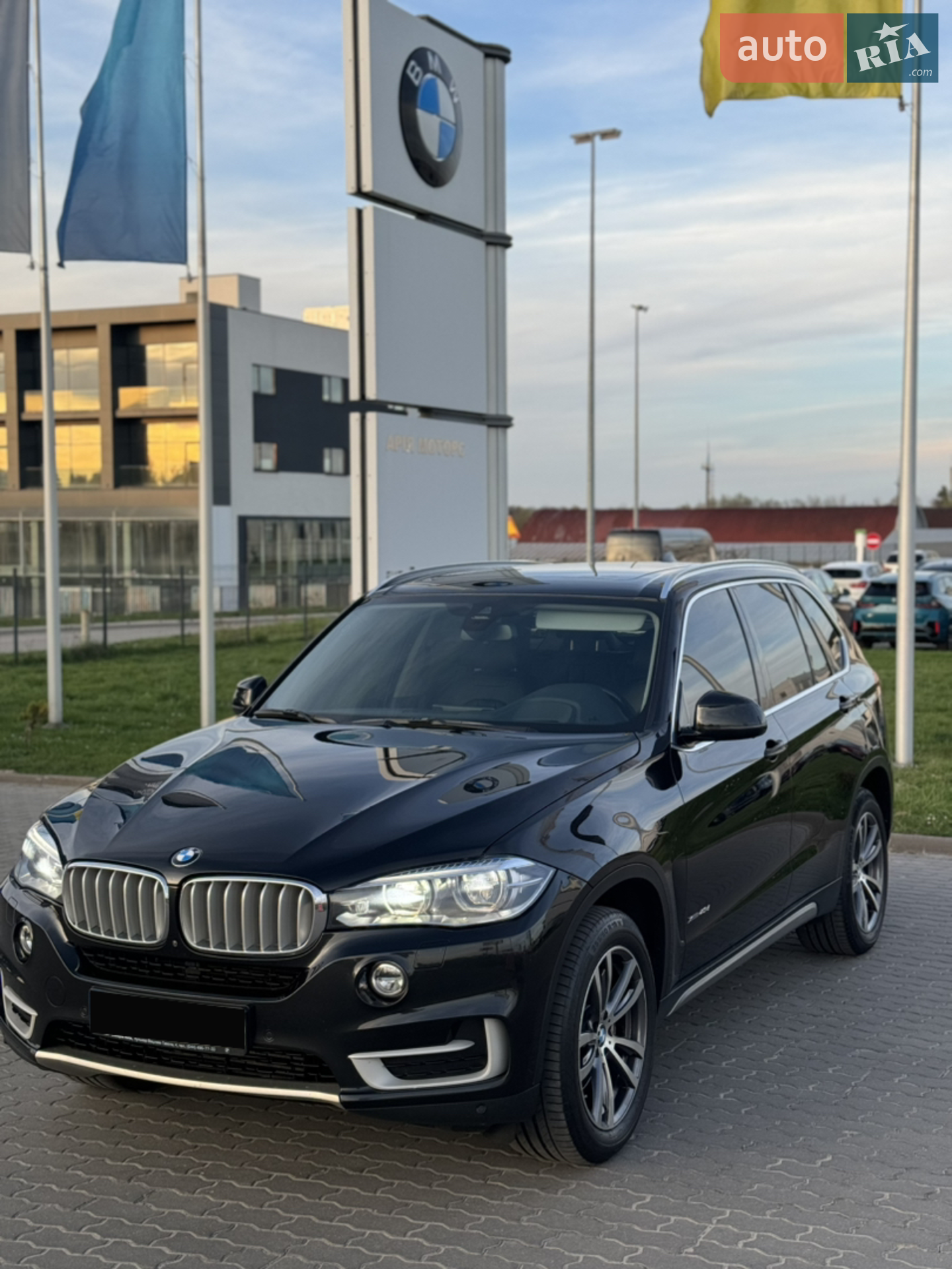 2017 BMW X5 - мініатюра 16