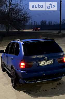 Внедорожник / Кроссовер BMW X5 2002 в Смеле