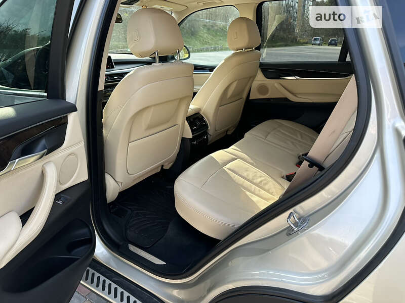 Позашляховик / Кросовер BMW X5 2016 в Тернополі