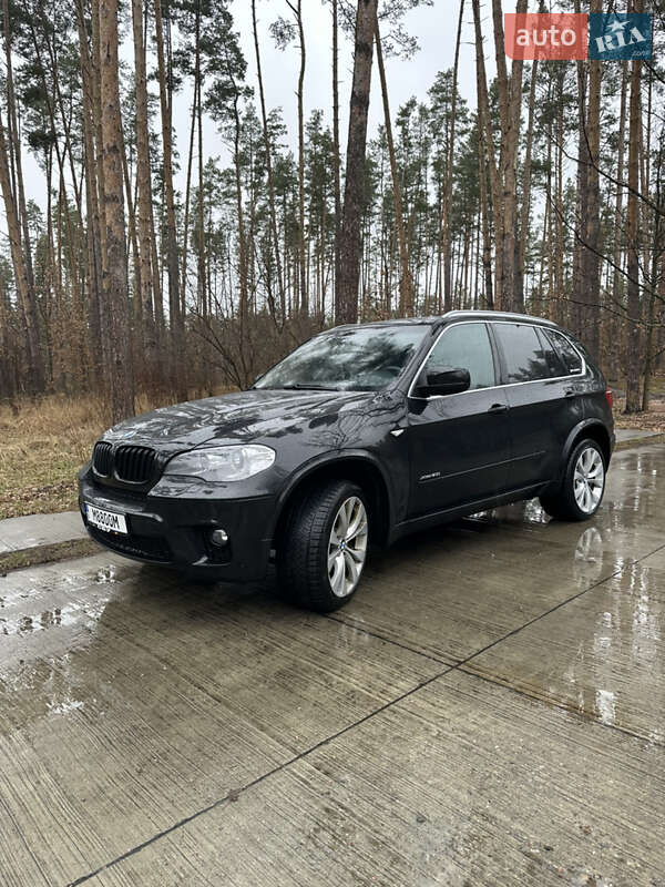Позашляховик / Кросовер BMW X5 2011 в Києві