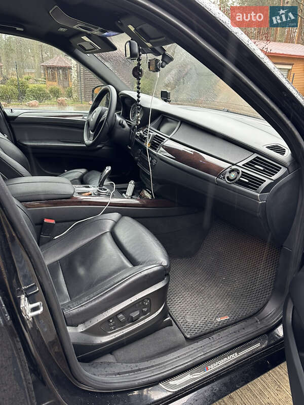 Позашляховик / Кросовер BMW X5 2011 в Києві