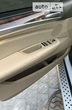 Позашляховик / Кросовер BMW X5 2011 в Гусятині