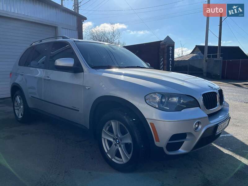 Внедорожник / Кроссовер BMW X5 2012 в Киеве