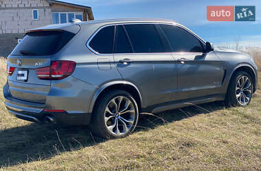 Внедорожник / Кроссовер BMW X5 2016 в Ровно