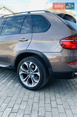 Внедорожник / Кроссовер BMW X5 2011 в Ровно