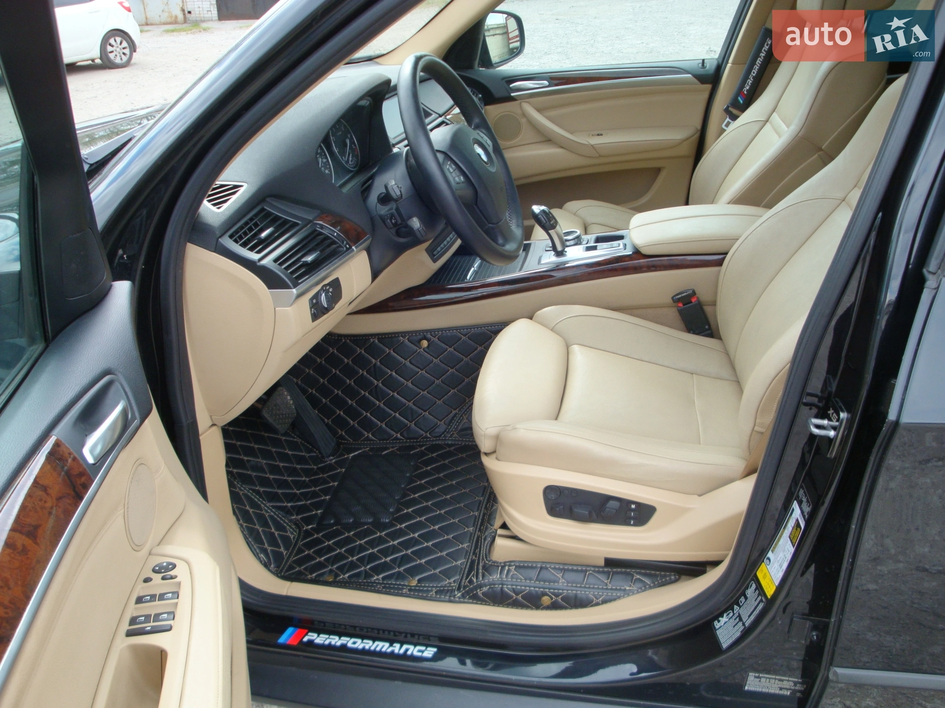 2011 BMW X5 - мініатюра 100