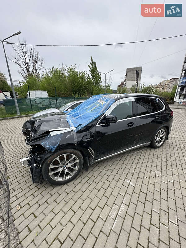 Внедорожник / Кроссовер BMW X5 2019 в Львове
