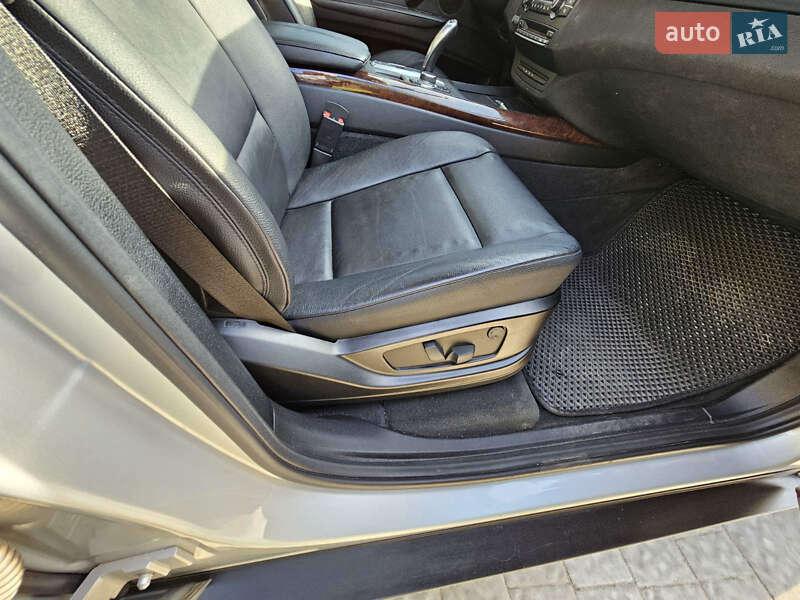 Внедорожник / Кроссовер BMW X5 2011 в Львове