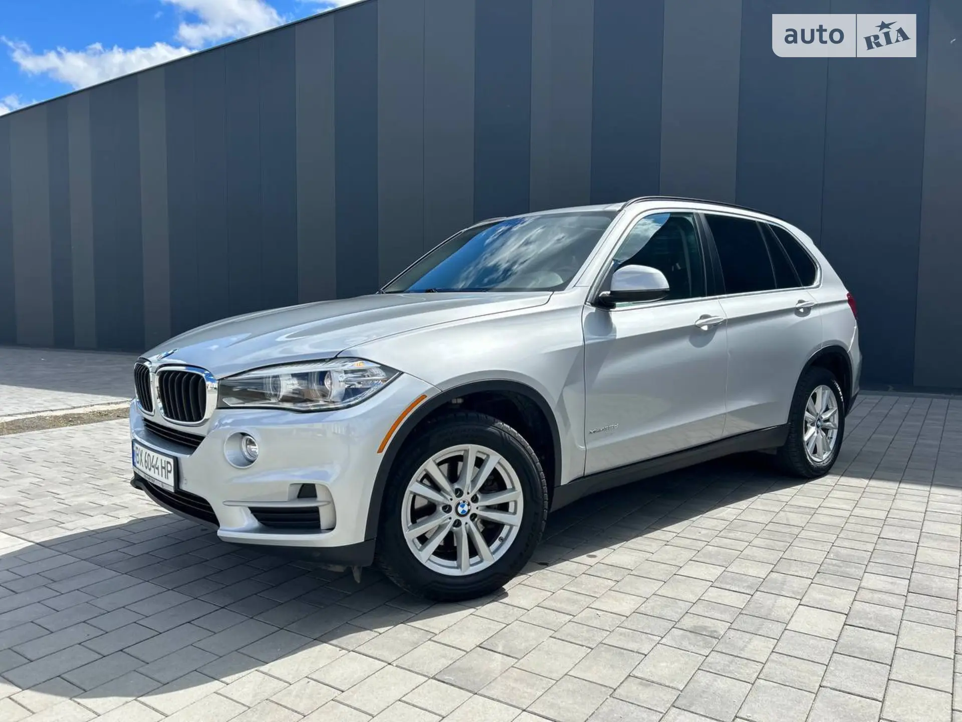 2014 BMW X5 - мініатюра 3