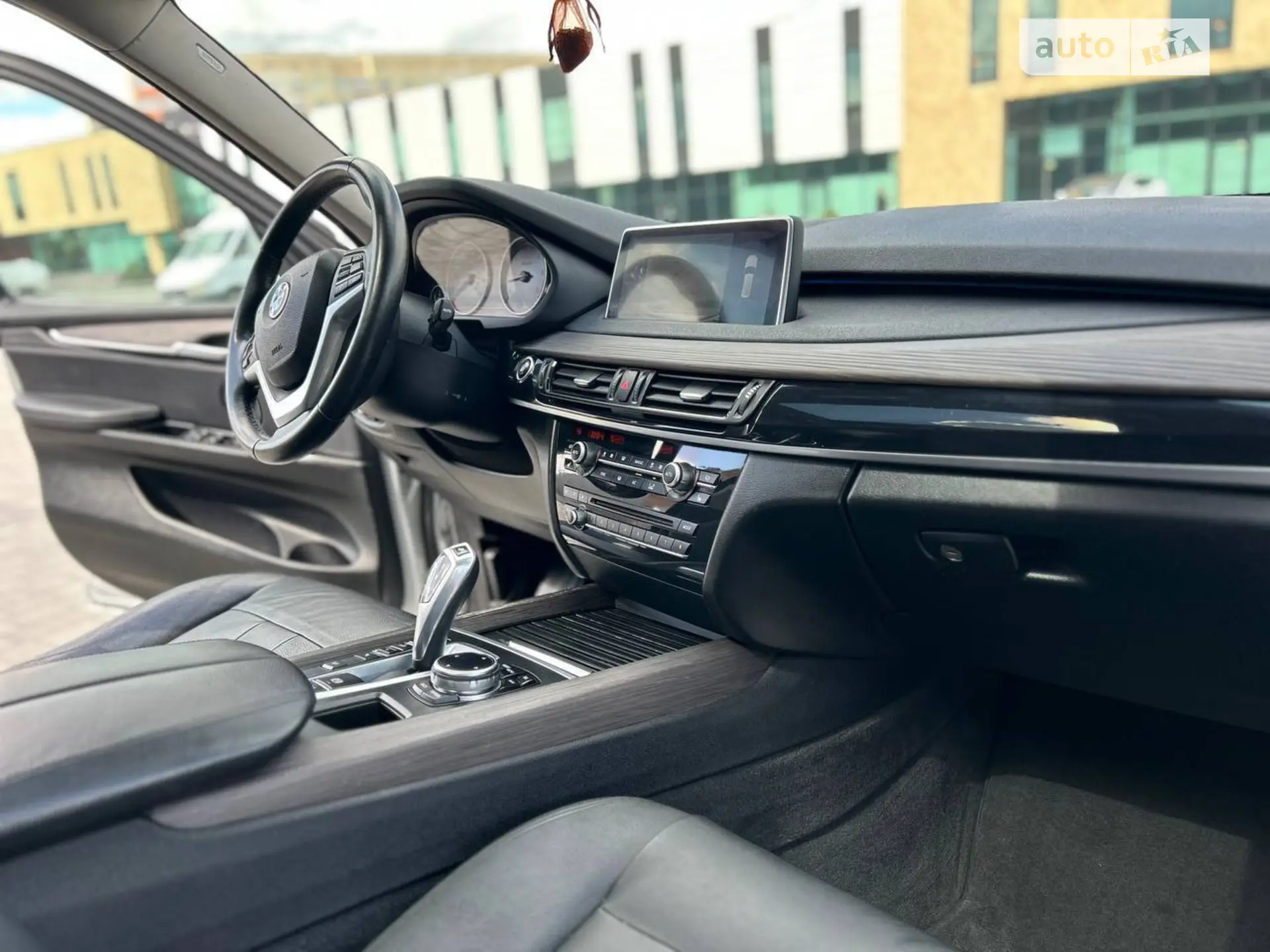 2014 BMW X5 - мініатюра 31
