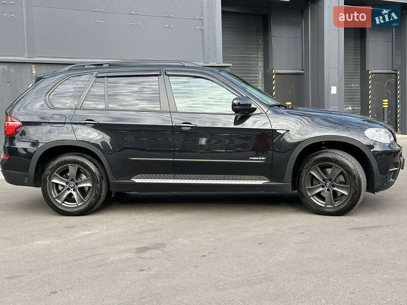 Внедорожник / Кроссовер BMW X5 2011 в Киеве