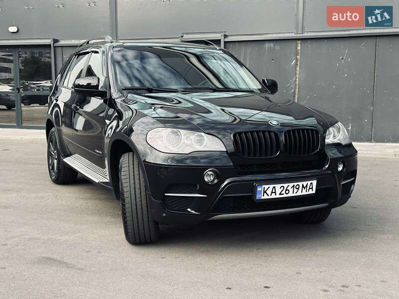 Внедорожник / Кроссовер BMW X5 2011 в Киеве