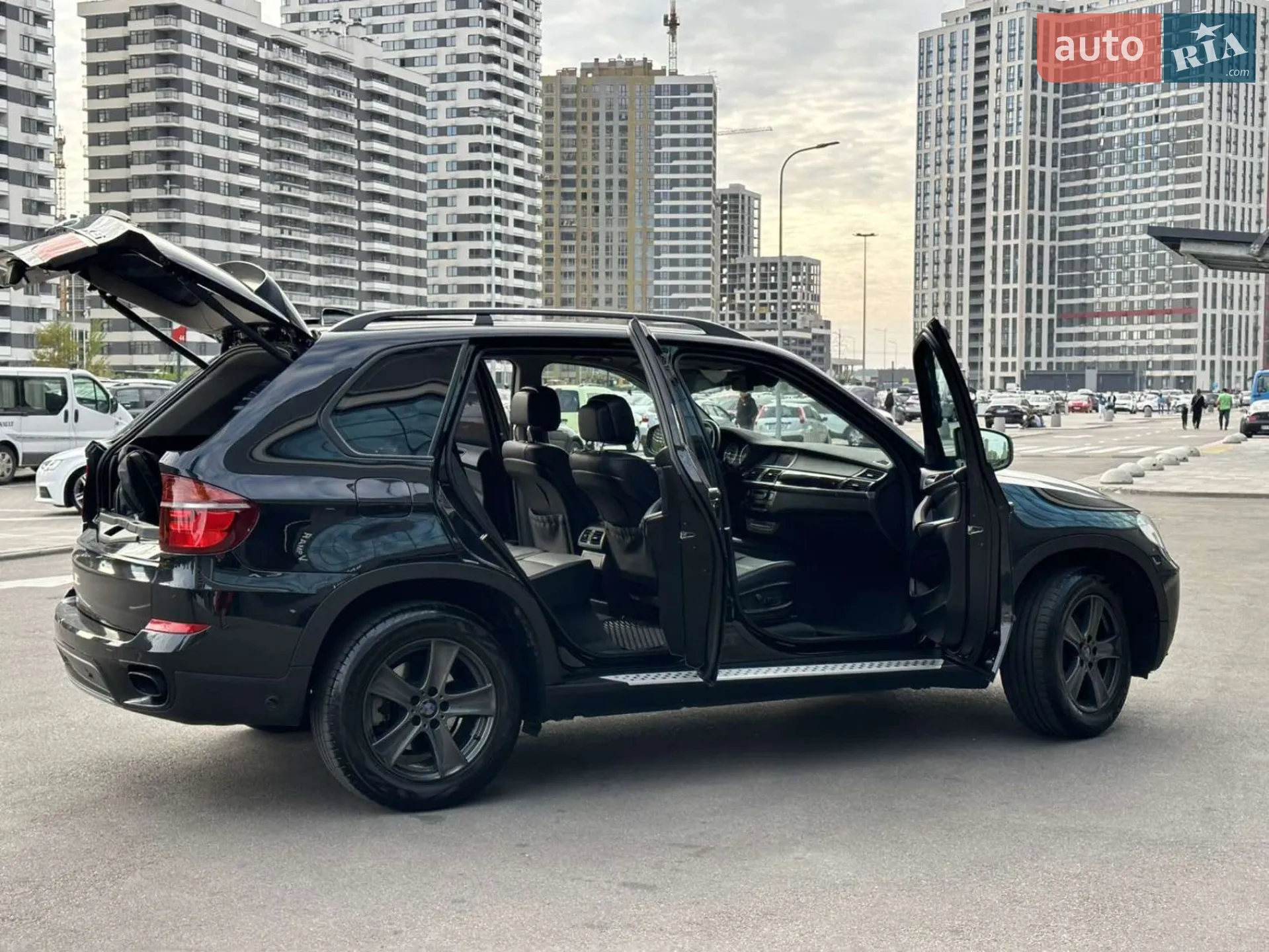 2011 BMW X5 - мініатюра 13