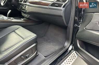 Внедорожник / Кроссовер BMW X5 2011 в 