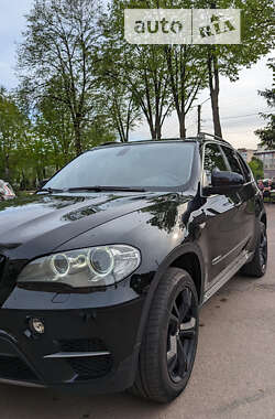 Внедорожник / Кроссовер BMW X5 2011 в Ивано-Франковске