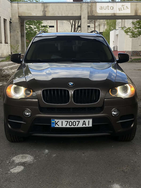 Внедорожник / Кроссовер BMW X5 2011 в Чернигове