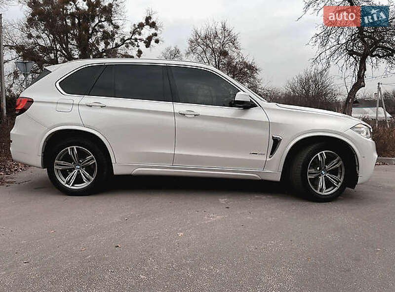 Внедорожник / Кроссовер BMW X5 2017 в Ивано-Франковске