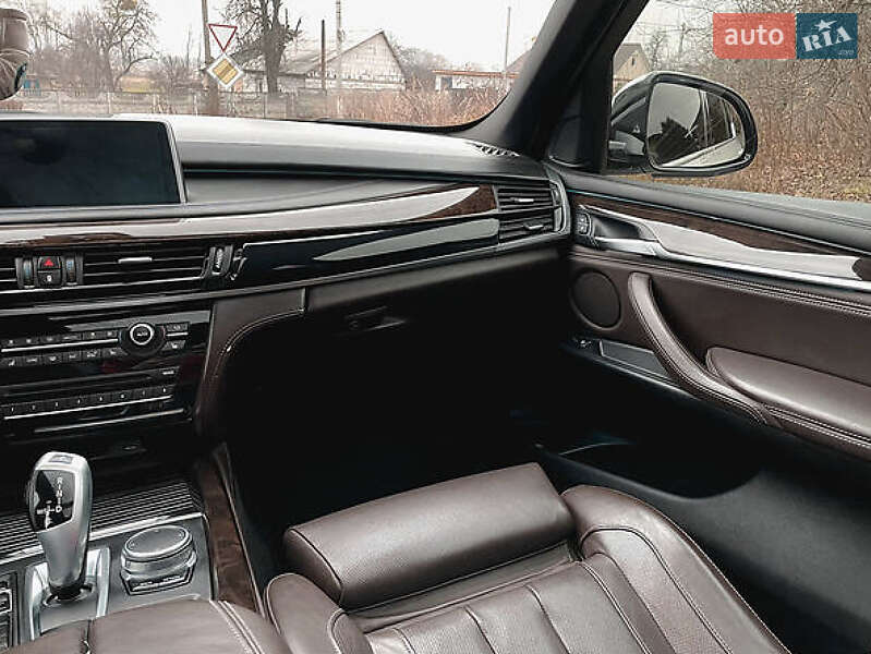 Внедорожник / Кроссовер BMW X5 2017 в Ивано-Франковске