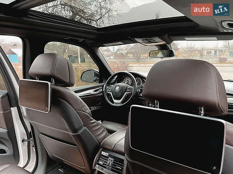 Внедорожник / Кроссовер BMW X5 2017 в Ивано-Франковске