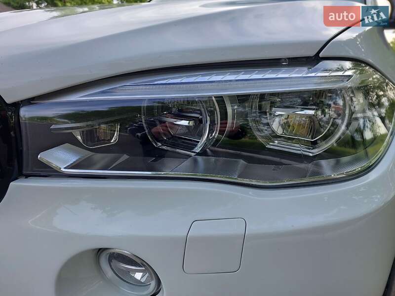 Позашляховик / Кросовер BMW X5 2014 в Миколаєві