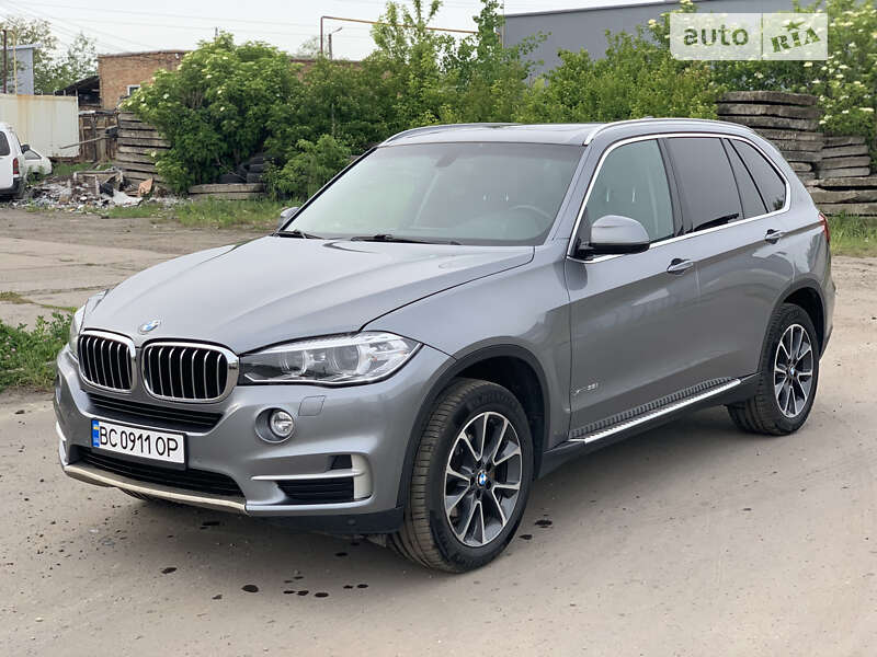 Внедорожник / Кроссовер BMW X5 2013 в Червонограде