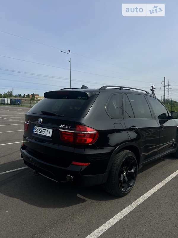 Позашляховик / Кросовер BMW X5 2010 в Рівному