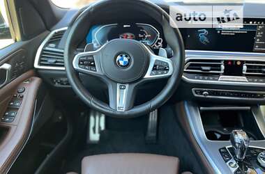 Позашляховик / Кросовер BMW X5 2021 в Чернівцях