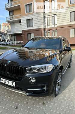 Внедорожник / Кроссовер BMW X5 2017 в Одессе