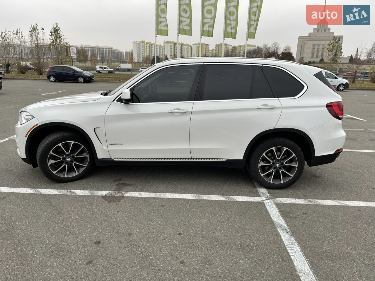 2017 BMW X5 - мініатюра 27