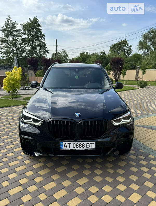 Внедорожник / Кроссовер BMW X5 2022 в Ивано-Франковске