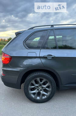 Внедорожник / Кроссовер BMW X5 2011 в Ровно