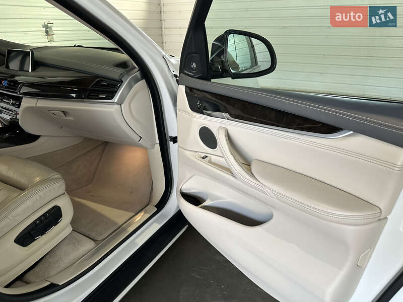 Позашляховик / Кросовер BMW X5 2014 в Теребовлі