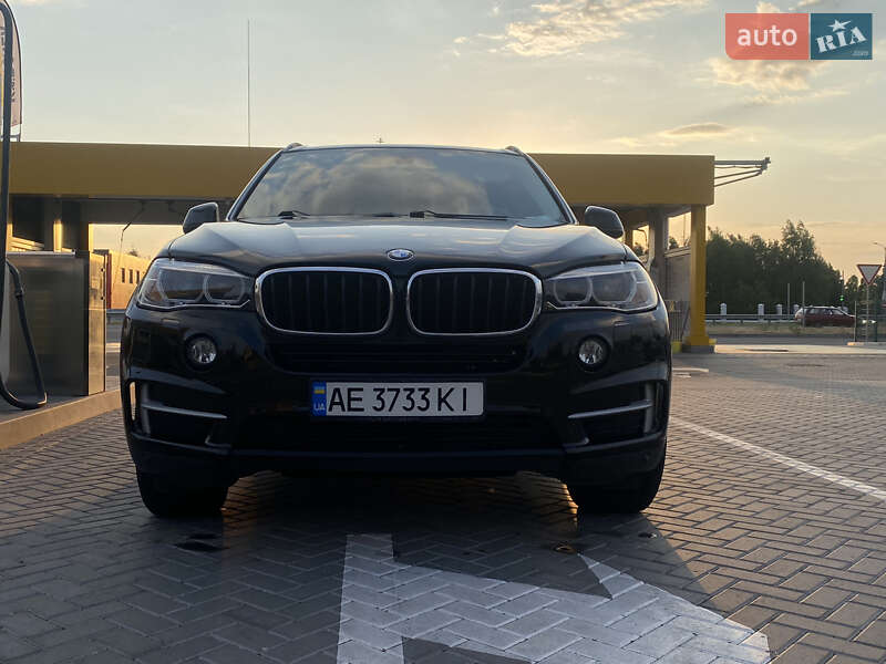 Внедорожник / Кроссовер BMW X5 2015 в Днепре