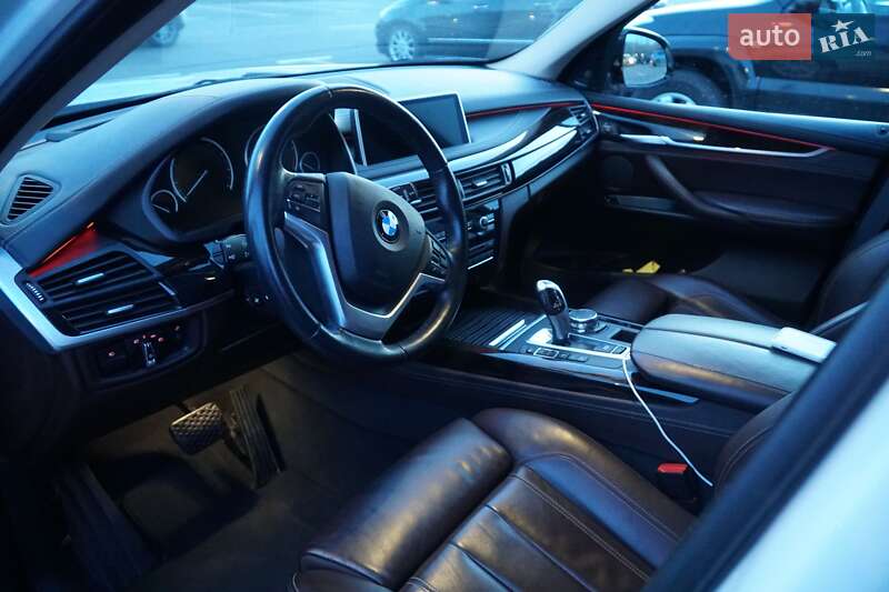 Позашляховик / Кросовер BMW X5 2015 в Миколаєві