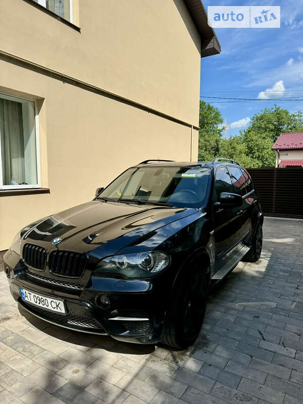 Позашляховик / Кросовер BMW X5 2011 в Івано-Франківську