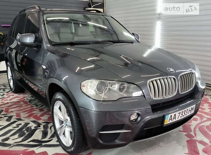 Позашляховик / Кросовер BMW X5 2012 в Києві