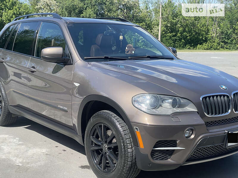 Позашляховик / Кросовер BMW X5 2011 в Дніпрі