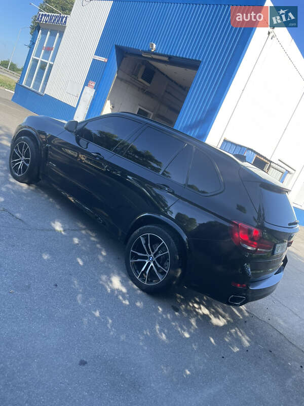 Позашляховик / Кросовер BMW X5 2014 в Дніпрі