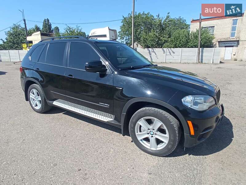 Позашляховик / Кросовер BMW X5 2012 в Краснограді