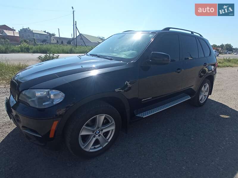 Позашляховик / Кросовер BMW X5 2012 в Краснограді