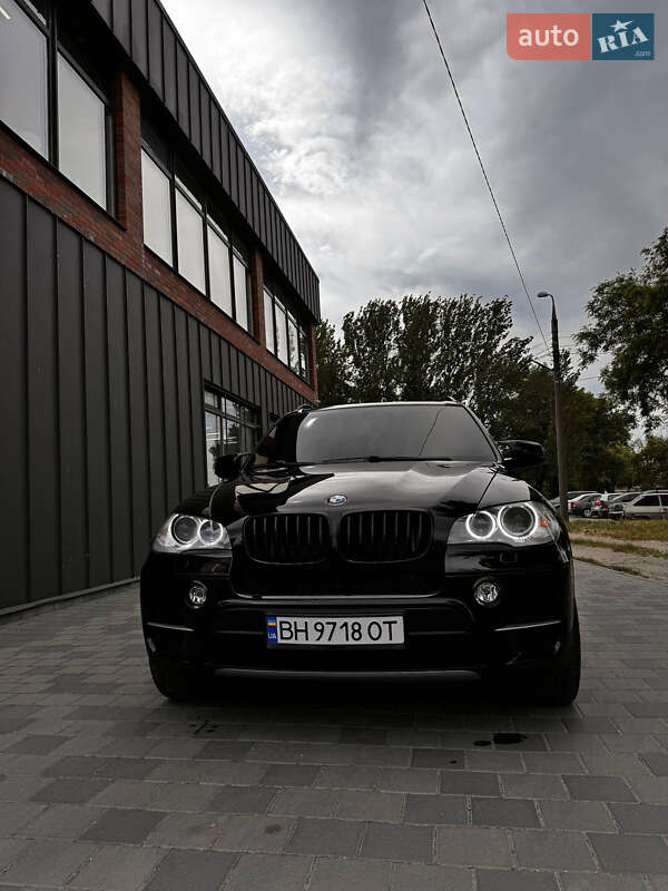 Позашляховик / Кросовер BMW X5 2012 в Запоріжжі