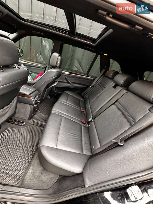 Позашляховик / Кросовер BMW X5 2012 в Запоріжжі