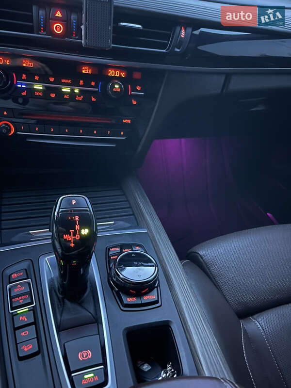 Внедорожник / Кроссовер BMW X5 2014 в Днепре