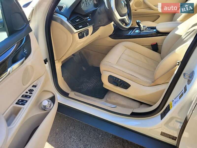 Позашляховик / Кросовер BMW X5 2014 в Кривому Розі