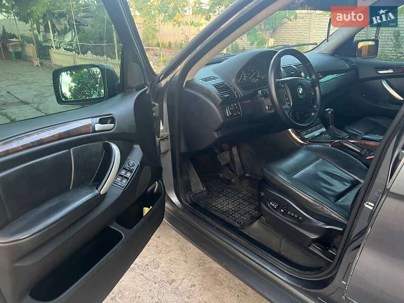 Позашляховик / Кросовер BMW X5 2003 в Львові