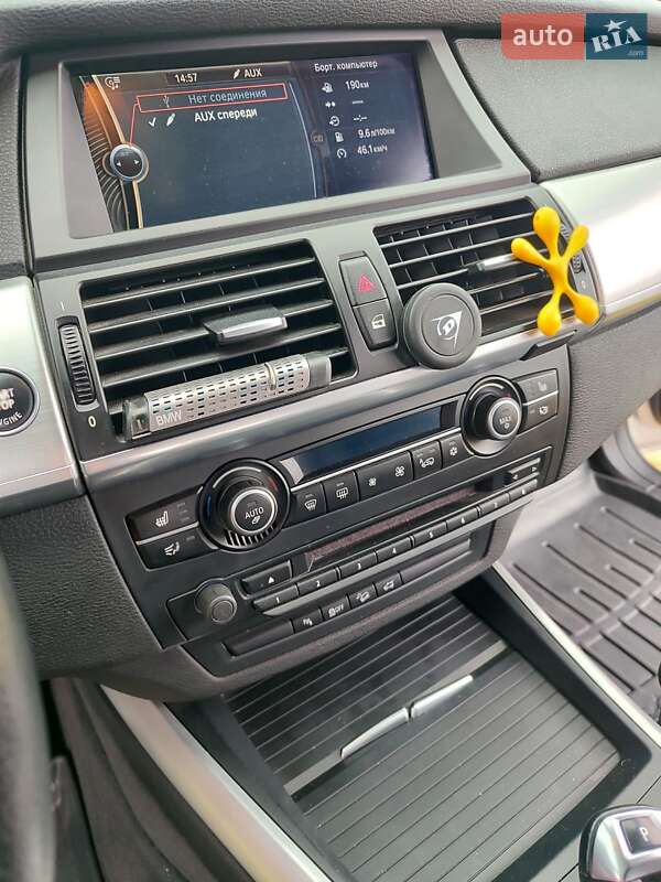 Внедорожник / Кроссовер BMW X5 2010 в Самборе