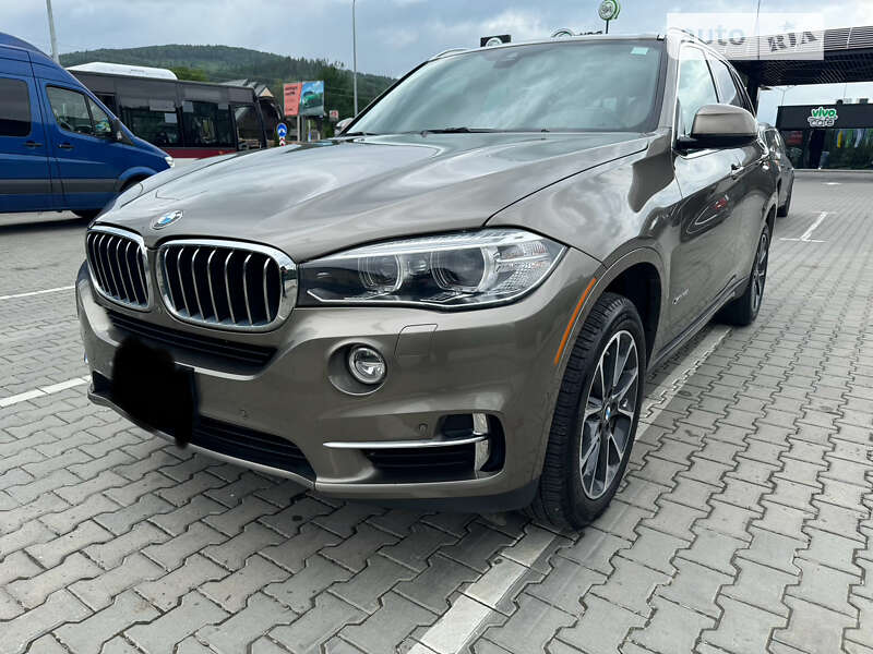 Позашляховик / Кросовер BMW X5 2017 в Яремчі