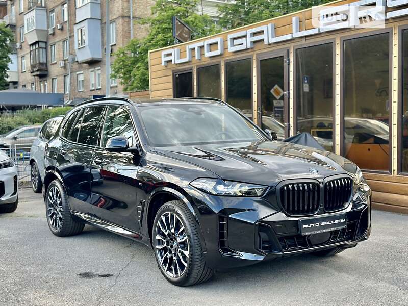 Внедорожник / Кроссовер BMW X5 2024 в Киеве